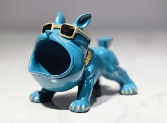 Designer Bulldog Sculpture – Modern Playful Décor