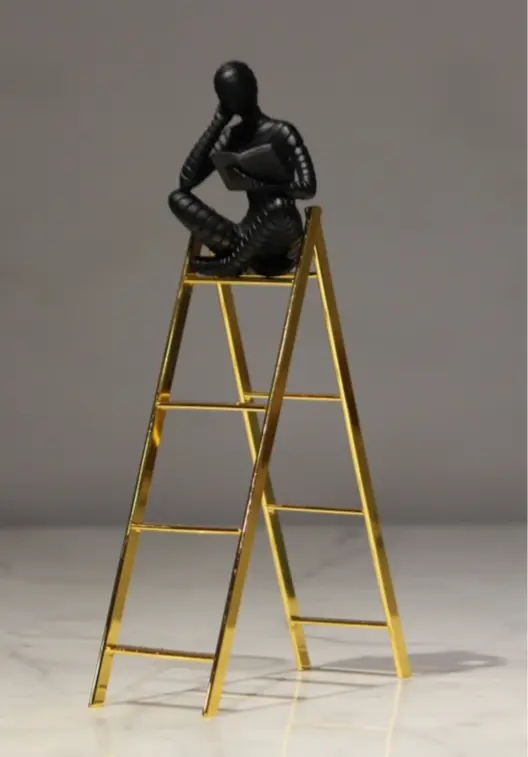 Abstract Ladder Figure Sculpture – Modern Luxury Art Décor